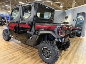 รถอเนกประสงค์สำหรับพักผ่อน Ridge Crew Platinum Ranch Edition ระบบปรับอากาศ สีแดงเข้มเมทัลลิก/สีดำอีโบนี 999 ซีซี สปอร์ต UTV พร้อมส่งออก - Product Image 2