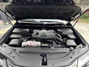 Usado 2023 L e x u s LX 600 lujo Twin-Turbo V6, 4WD, suspensión activa de control de altura - Product Image 2