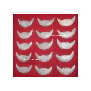 Precioso diseño en forma de Luna hermosas artesanías de soporte de palo de incienso para el hogar y el templo adoración fragancia artículos de esteatita - Product Image 1