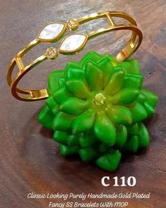 Women's Fashion Jewelry Bracelets <b>Set</b> Designer Gold Plated Trendy Bangles with Openable Clover Dubai Jewellery - Product Image 4