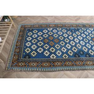 Alfombra Turca Vintage de 4.5x8.2 pies (138x249 cm), Alfombra de Lana Azul Ecológica con Parches y Base de Látex - Product Image 5