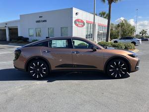 Tracción integral de segunda mano 2023 Crownn Platinumm con personalización OEM y garantía de 3 años disponible para la venta - Product Image 4