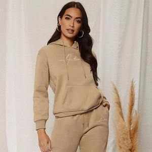 Conjunto Deportivo de 2 Piezas para Mujer, con Capucha, Estilo Urbano, para Invierno, Diseño Moderno 2025 - Product Image 2