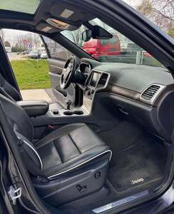 Pristine Clean 2014 Jeep Grand Cherokee Overland Sport Utility 4D - Product Image 5