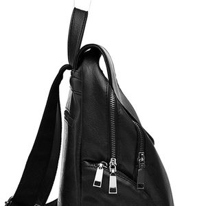 Mochila de cuero con diseño de logotipo impreso personalizado de alta calidad Cierre de cremallera Marco interno disponible a precio mayorista - Product Image 5