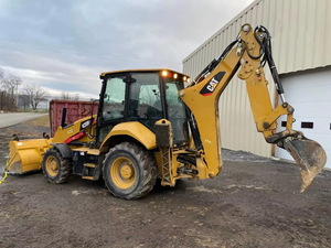 รถตักล้อยางมือสอง CAT 420F2 สภาพดี ราคาถูก เหมาะสำหรับงานก่อสร้างและงานฟาร์ม - Product Image 1