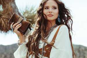 Cartera de Cuero Vacuno Bohemia Personalizada Más Vendida para Mujer, de Alta Calidad, Ecológica, con Flores Hechas a Mano y Borla - Product Image 4