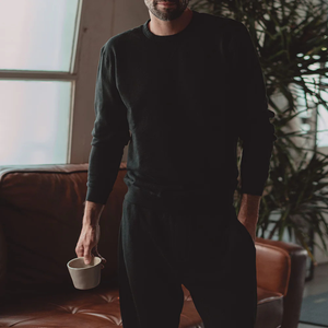 เสื้อสเวตเชิ้ตผู้ชายผ้าเฟรนช์เทอร์รี่สีดำ 100% ผ้าฝ้ายออร์แกนิคคุณภาพสูง ผ่านการซักแล้ว ได้รับการรับรองมาตรฐาน GOTS ทรงคลาสสิกแบบสวมหัว - Product Image 5