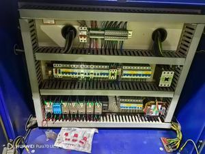 Machine de moulage par injection d'origine haïtienne Mars2 de 470 tonnes de seconde main Vis de roulement de boîte de vitesses de pompe à moteur PLC horizontale en plastique - Product Image 4