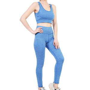 Conjunto de Yoga de Calidad Superior en Venta, Ropa Deportiva Transpirable de Secado Rápido sin Costuras para Mujer, Hecho en Pakistán - Product Image 3