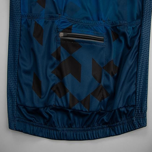 Venta al por mayor de pantalones cortos con pechera de secado rápido mallas transpirables ciclismo Jerseys Set para hombres OEM personalizado con nombre del equipo directo de Pakistán - Product Image 4