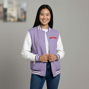 Blouson Bomber Varsity Femme Personnalisé Haut de Gamme Bicolore avec Doublure en Coton et Doublure en Satin Écologique, Rivets et Broderies - Product Image 1