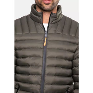 Veste bouffante d'hiver décontractée en peau de mouton pour hommes avec fermeture à glissière, col montant, conception de bulles chaudes, logo personnalisable de grande taille - Product Image 4