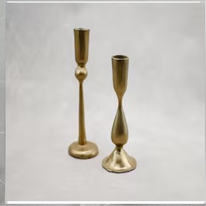 Bougeoir en métal à bras multiples avec style vintage orné et finition antique pour centre de table de mariage et intérieurs de maison - Product Image 2