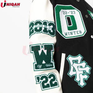 Chaquetas universitarias de invierno de lana de primera calidad personalizables para hombre al por mayor parches bordados transpirables cómodos de calle de gran tamaño - Product Image 5