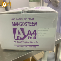 Zoete, sappige, biologische Thaise mangosteen, vers fruit, de koningin der vruchten met tropische smaak, verpakt in Thailand, kwaliteit Khey Taladthai merk.