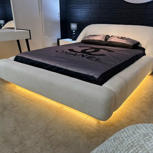 Cama con Dosel Ajustable de Lujo Monza, Tapicería de Terciopelo Ecológica, Combinación Perfecta de Elegancia y Funcionalidad para un Estilo Moderno - Product Image 1