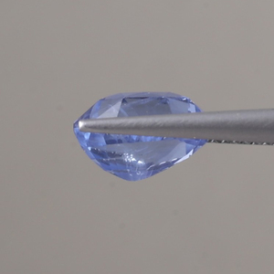 Gema Suelta de Zafiro Creado en Laboratorio al por Mayor |   Corte Ovalado de 10.5x8mm |   Zafiro Pulido de 5.03 Quilates con Certificado IGI, Joyería Fina - Product Image 2