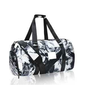Sacs de sport légers en gros, vente chaude, prix bas, sacs de sport au design unique, sacs de sport couleur personnalisée - Product Image 1