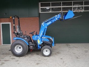 2025 SOLIS 26 Walking Tractor 4WD Gear <b>Drive</b> 40 HP - Product Image 6