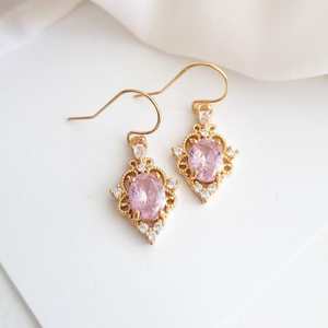 Boucles d'oreilles clous en argent sterling 925 plaqué or 18 carats avec saphir rose, pierre précieuse vintage, filigrane, cadeau d'anniversaire - Product Image 1