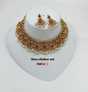 Magnifique collier de bijoux indien tendance avec boucles d'oreilles, ensemble de bijoux plaqué or, collier de conception sud-indienne - Product Image 5