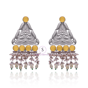 Boucles d'oreilles Latkan à motif de pierre dorée oxydée en argent indien fait à la main pour femmes et filles fête de mariage et Haldi, Mehndi Wear - Product Image 1