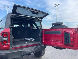 Neuf / Occasion 2025 FORD BRONCO RAPTOR 3.2L V6 Caméra arrière 360° Capacité de charge 31-40T Émissions Diesel / Essence Automatique À VENDRE - Product Image 4