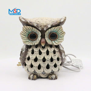 Figurine Burung Hantu Resin LED Langsung dari Pabrik, Dekorasi Burung Hantu LED, Ornamen Lampu Musim Dingin - Product Image 2