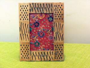 Cadre photo élégant tout matériel fait à la main en bois personnalisable/corne/os/coquille verticale pour produit chaud de table en Inde - Product Image 2