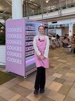WEIMI 600-800 Pcs Capacity Cookie Vending Machine Elevator Cloud Management Multiple Payments Remote Monitoring for Cookie/Bread
