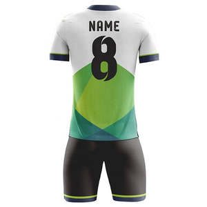 Ensemble d'uniformes de football d'entraînement personnalisé 100% polyester Léger Maillot de football Kit unisexe Adulte Tenue de match Respirant Vêtements d'équipe - Product Image 5