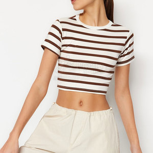 T-shirt court à capuche en toile pour femme, design personnalisé, été, qualité professionnelle supérieure, pour vente en ligne - Product Image 5