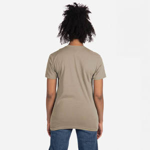 Camiseta de Manga Corta para Hombre Next Level, Cuello Redondo, Estampado Gráfico Beige, Algodón, Camiseta Premium CVC con Cuello en V - Product Image 4