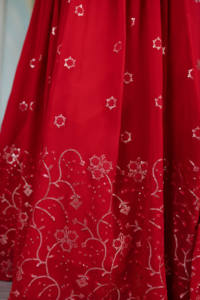 Conjunto de ropa de fiesta lehenga roja Premium para ceremonias indias, disponible a precios de fábrica en pedidos al por mayor a granel. - Product Image 6