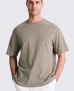 T-shirts en coton OEM ODM Hommes Femmes Logo personnalisé disponible Tissu de haute qualité idéal pour Streetwear à la mode et style décontracté - Product Image 1