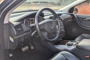 Mercedes-Benz R63 AMG 2007 Usado, Raro, de Alto Rendimiento, Utilitario Deportivo en Venta - Product Image 6