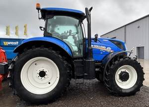 NewHollaand T6.180 180Hp 4WD Tractor de ruedas para uso agrícola Gear Drive Motor Core Motor Componentes Caja de cambios Bomba Larga vida útil - Product Image 6