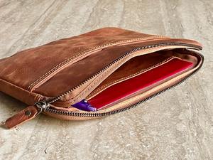 Custom Genuine Leather Soft Luxury Unisex Shoulder & Messenger Bag <b>Laptop</b> Sleeve & Portfolio <b>Case</b> Zipper Closure Lightweight - Product Image 4