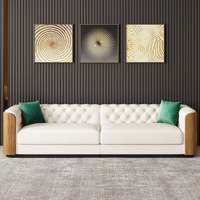 Ensemble de canapés contemporains de luxe écologiques avec accents en bois massif, coussins moelleux, capitonnage élégant, meubles de salon stylés