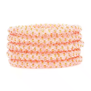 Venta al por mayor de pulseras y brazaletes hechos a mano de cuentas de semillas de ganchillo inspeccionadas DE CALIDAD 100% para mujeres de MD Handicraft - Product Image 4