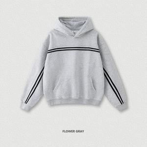 Wholesale Unisex Contrast Stripe Pullover Hoodies Casual Sportswear Style <b>Sweatshirts</b> for Men and Women with <b>Retro</b> Vibes - Product Image 5