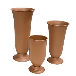 Jarrón de aluminio de diseño de lujo con juego de 3 macetas de flores de hierro hechas a mano con acabado en polvo y jarrón decorativo de Navidad - Product Image 1