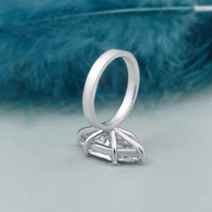 IGI Certified White Gold Solitaire Engagement <b>Ring</b> with Marquise Cut <b>Diamond</b> Elegant <b>Diamond</b> <b>Rings</b> Collection - Product Image 4