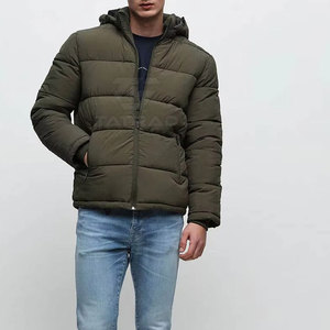 Veste d'hiver matelassée pour homme en toile de haute qualité avec logo frontal, respirante et coupe-vent, best-seller - Product Image 3