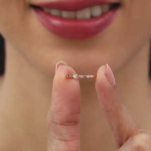 Flamme Rose Gold Fashion Ring Sans ternissement Plaqué Or 18K Réglage de l'incrustation géométrique Style religieux classique Taille libre - Product Image 5