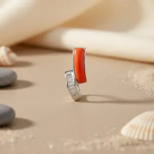 Collier pendentif en diamant baguette moderne pour femmes en argent - Product Image 3