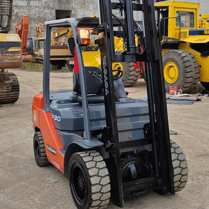 Carretilla elevadora doble Fule Gas Engine con abrazaderas 2.5ton 3ton Carretillas elevadoras LPG para almacén - Product Image 4