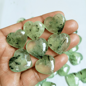 Vente en gros de Prehnite Puffy Heart Natural Crystal Gemstone Heart Growth Harmony Reiki Stone Ideal for Gifts Home Decor - Product Image 3