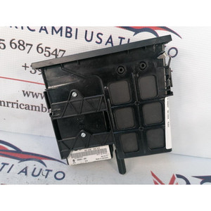 INTERFACE USB/AUX VOUS PERMETTANT DE LISSER DES FONCTIONS AUDIO - VOLKSWAGEN Golf 6 Berline 5N0035342D CAXA (08>12) - Product Image 1